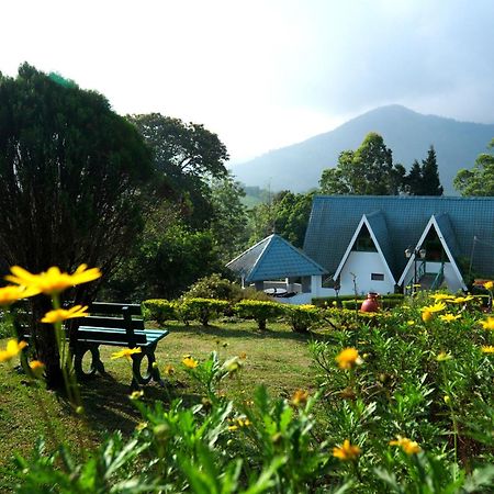Camelot Resort Munnar Exterior photo